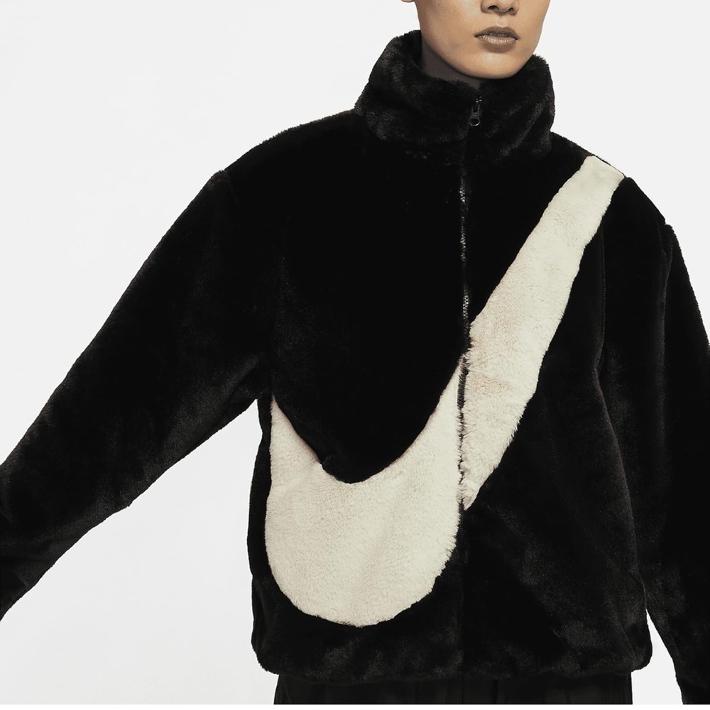 Nike Women's Black and Cream Teddy Jacket - Picture 12 of 12
